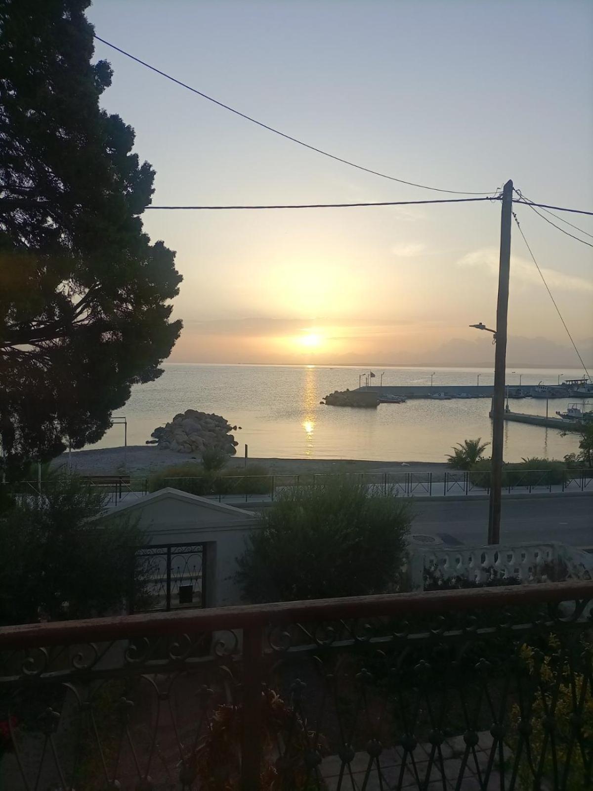 Apartment Phaos Chios *